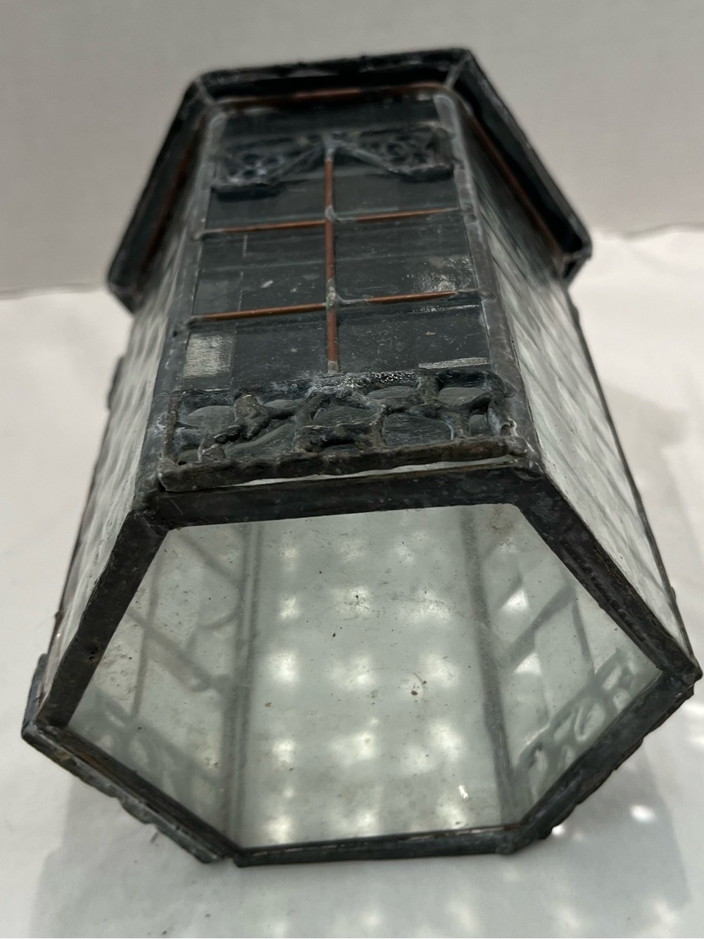 Decorative Metal w/Leaded Beveled Glass Candle Holder - Picture 6 of 8